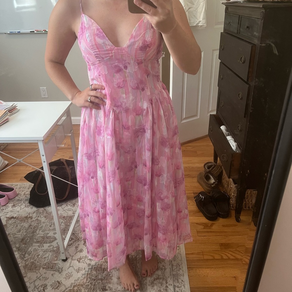 Elegant Pink Floral Midi Dress